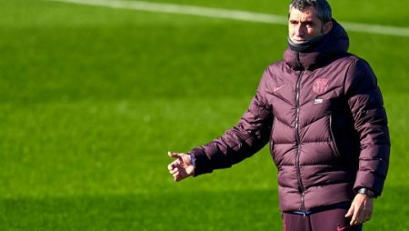 Barcelona FC Sack Head Coach